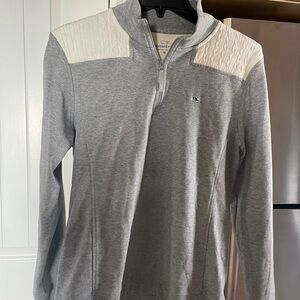 Gray and Cream Woman’s long sleeve Vineyard Vines Sweatshirt Size M